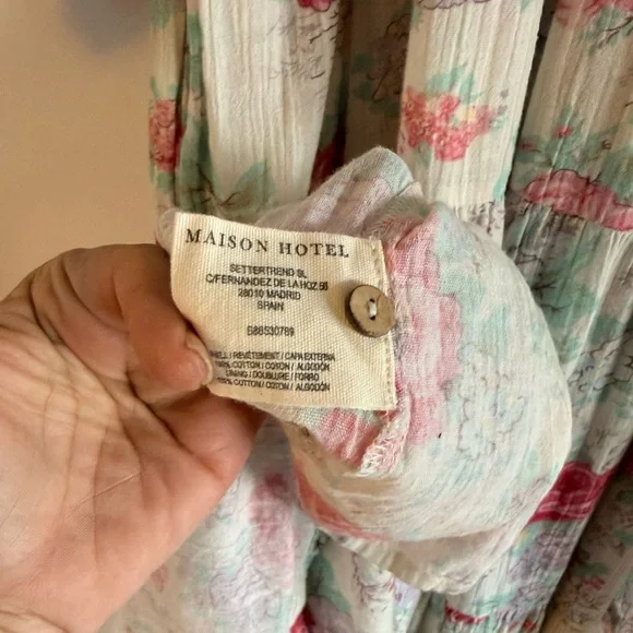 Maison Hotel Agustina Dress in Candy Roses - Picture 7 of 9